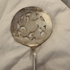 William Rogers Vintage Tomato Slotted Spoon Serving Utensil Silver Plate 7.5"